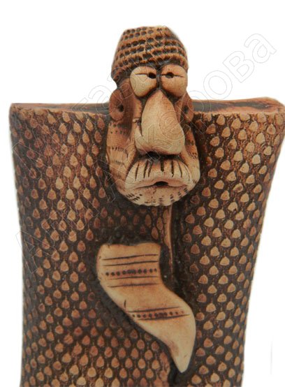 Подарочная статуэтка ручной работы "Абрек в бурке" обожженная глина