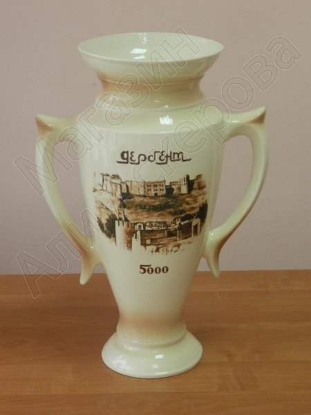Глиняная ваза-кубок "Дербент-5000 лет" ручной работы