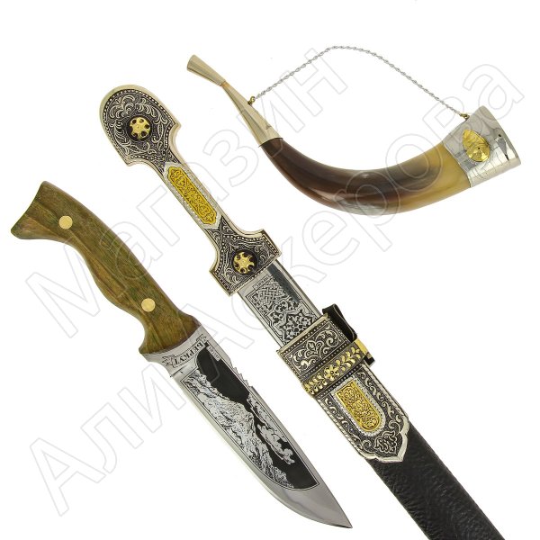 Кубачинский подарочный набор в футляре (кинжал с позолоченными вставками, нож, рог)