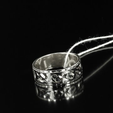 Кубачинское серебряное кольцо ручной работы
