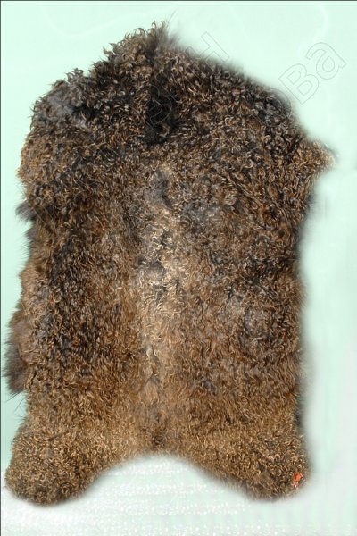 Натуральная козлиная шкура высший сорт бурого цвета