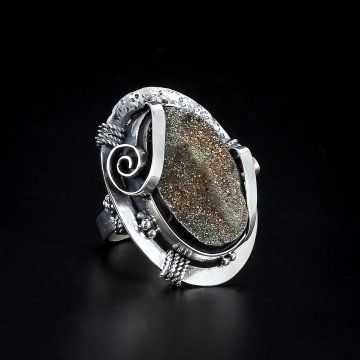 Серебряное кольцо авторская работа (марказит)
