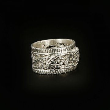 Эксклюзивное серебряное кольцо