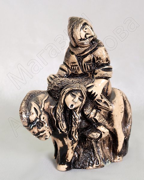 Подарочная статуэтка ручной работы "Похищение возлюбленной" обожженная глина