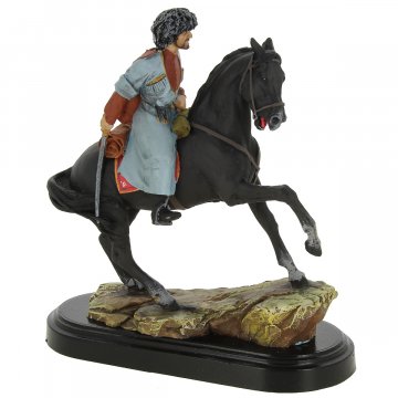Подарочная статуэтка ручной работы "Горец на коне" (обожженная глина)